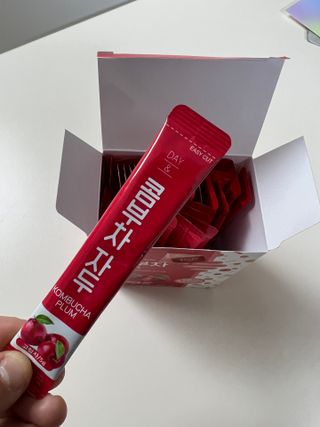 참앤들황토농원 7가지 맛! 탄산 톡톡! 스파클링! 데이앤 콤부차 7종 10포 1박스씩 ★총 7박스★ — 5점을 준 리뷰어가 2023년 2월 올린 사용 사진