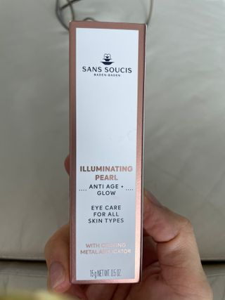 산수시 일루미네이팅 펄 영양 다크서클 스틱 아이 크림 케어 15ml — 5점을 준 리뷰어가 2021년 6월 올린 사용 사진