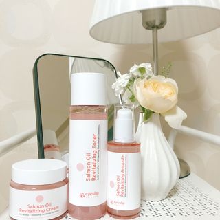 아이앤립 / EYENLIP 아이앤립 연어오일 리바이탈라이징 토너+앰플+크림 3종 세트 — 5점을 준 리뷰어가 2021년 6월 올린 사용 사진