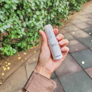 아이레시피 워터리터치 에센스 선 밤 [SPF50+/PA++++] — 5점을 준 리뷰어가 2023년 5월 올린 사용 사진