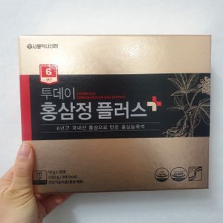 서울약사신협_투데이홍삼정플러스스틱_10g x 30포 — 5점을 준 리뷰어가 2021년 1월 올린 사용 사진