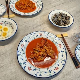 [닭집아들 신제품] 직화무뼈국물닭발 & 직화로제무뼈닭발 — 4점을 준 리뷰어가 2023년 5월 올린 사용 사진