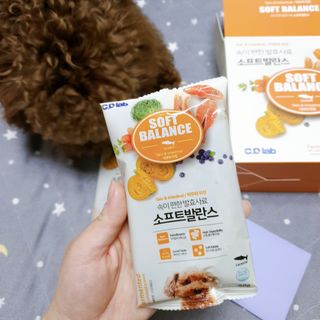 씨디랩 속이 편한 강아지 사료 소프트발란스 기호성 좋은 발효사료 피부와 위장 관절과 위장 — 5점을 준 리뷰어가 2021년 4월 올린 사용 사진