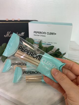 페페로니 클린플러스 덴탈치킨껌 10g x 14p — 5점을 준 리뷰어가 2021년 7월 올린 사용 사진