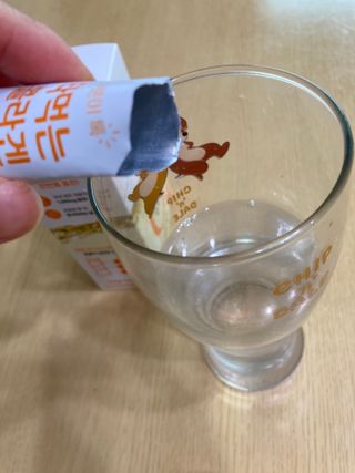 [음료수 대신 가능!]  빠르게 흡수되는 아임오 타먹는 콜라겐 1박스 — 5점을 준 리뷰어가 2023년 4월 올린 사용 사진