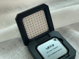 LEDi:Y(레이디) 에임텍 LED 뷰티디바이스 Ledi-y 레이디 — 3.5점을 준 리뷰어가 2023년 2월 올린 사용 사진