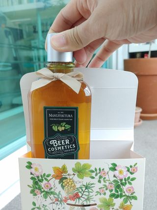 체코 비건화장품 마뉴팍투라 향좋은 천연 맥주샴푸 맥주샤워젤 — 4.5점을 준 리뷰어가 2022년 5월 올린 사용 사진