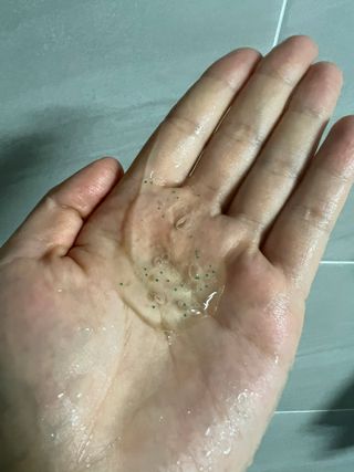 모두발라 마이크로 비타캡슐 탈모샴푸 — 5점을 준 리뷰어가 2022년 2월 올린 사용 사진