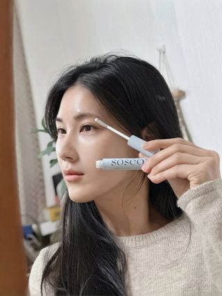 더소설 소설 인텐시브 아이래쉬 앰플 10g(SOSEOL INTENSIVE EYELASH AMPOULE 10g) — 5점을 준 리뷰어가 2024년 1월 올린 사용 사진
