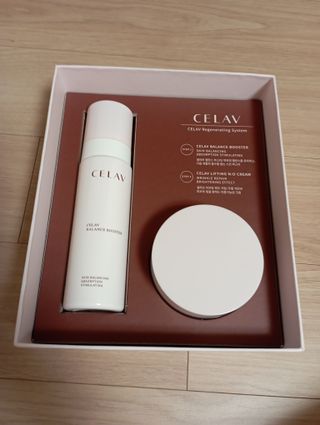 프리마인 바르기만 하면 철벽 스킨케어+24시간 마스크팩 효과. 셀라브 리제너레이팅 시스템 부스터+크림 세트 — 5점을 준 리뷰어가 2023년 6월 올린 사용 사진