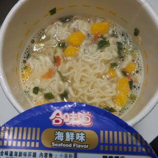 NISSIN 닛신 컵누들  4종 - 씨푸드오리지날, 씨푸드 스파이시, 씨푸드 커리, 씨푸드 XO소스 — 4점을 준 리뷰어가 2021년 11월 올린 사용 사진
