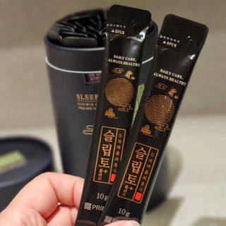 프리마인 자체 기업부설 연구소에서 찾아낸 건강한 수면의 비밀.  슬립토 플러스 30포 — 5점을 준 리뷰어가 2023년 7월 올린 사용 사진