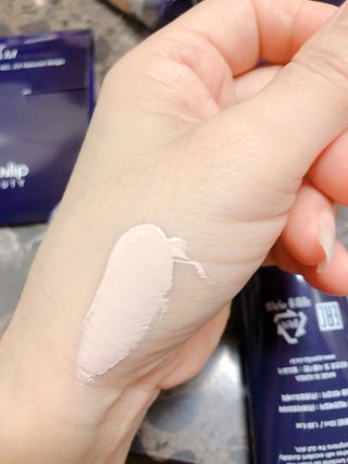 아이앤립 / EYENLIP 아이앤립 루센트 비비크림 2 Color — 4점을 준 리뷰어가 2021년 5월 올린 사용 사진
