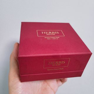 약손명가코스메틱 헤르비스 아로마 크림팩 50ml — 5점을 준 리뷰어가 2021년 4월 올린 사용 사진