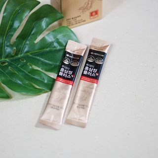 서울약사신협_투데이홍삼정플러스스틱_10g x 30포 — 5점을 준 리뷰어가 2021년 6월 올린 사용 사진
