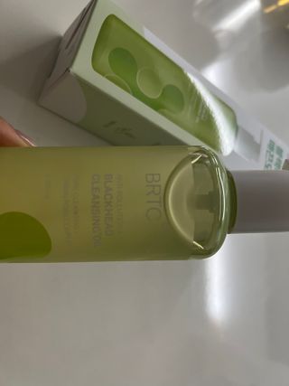 비알티씨 BRTC 안티폴루션 앤 블랙헤드 클렌징오일 300ml — 5점을 준 리뷰어가 2022년 12월 올린 사용 사진