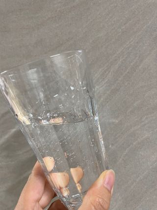 몽베스트 Montbest with Sparkling water Plain 20병 — 5점을 준 리뷰어가 2022년 8월 올린 사용 사진
