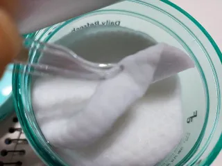 닥터에프파이브 데일리 리프레쉬 필링 토닝 패드 60매 — 4점을 준 리뷰어가 2022년 5월 올린 사용 사진