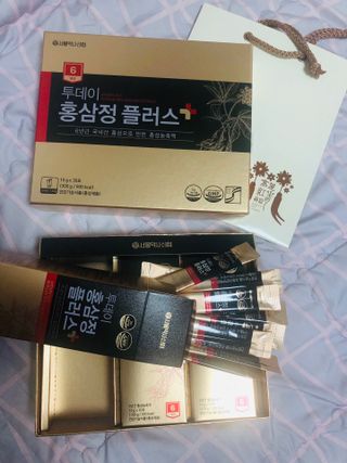 서울약사신협_투데이홍삼정플러스스틱_10g x 30포 — 5점을 준 리뷰어가 2021년 5월 올린 사용 사진