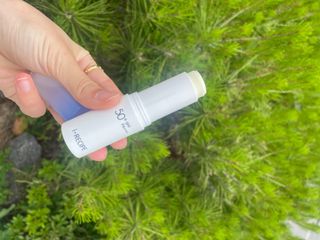 아이레시피 워터리터치 에센스 선 밤 [SPF50+/PA++++] — 4점을 준 리뷰어가 2023년 5월 올린 사용 사진