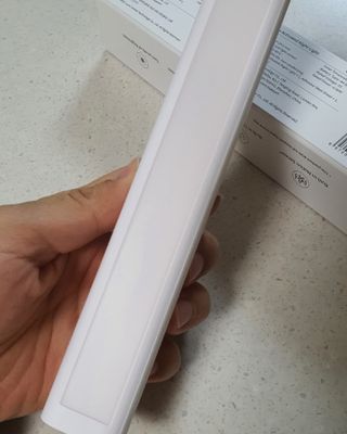 아카라 어두울 때만 켜지는 스마트 무선 센서등 — 5점을 준 리뷰어가 2021년 11월 올린 사용 사진