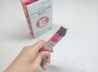 [인디닥터] 타이탄 BCAA 프로틴 젤리스틱 — 3점을 준 리뷰어가 2022년 5월 올린 사용 사진