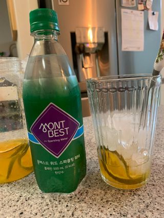 몽베스트 Montbest with Sparkling water Plain 20병 — 5점을 준 리뷰어가 2022년 12월 올린 사용 사진