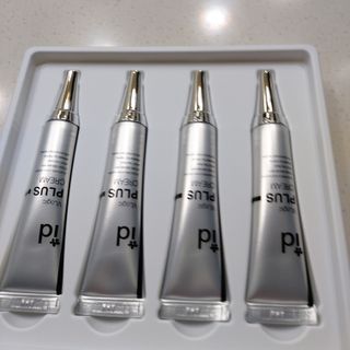 아이디플라코스메틱 아이디 브이로직 플러스 크림 15ml X 4EA — 4점을 준 리뷰어가 2022년 5월 올린 사용 사진