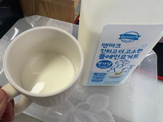 프리_[덴마크] 진하고 더 고소한 플레인 요거트 1.8L — 5점을 준 리뷰어가 2025년 5월 올린 사용 사진