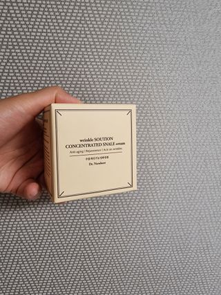 Dr.느루벗 느루벗 링클 솔루션 콘센트레이트 스네일 탄력 달팽이 크림 80g — 5점을 준 리뷰어가 2021년 5월 올린 사용 사진