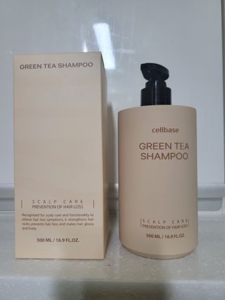 프리마인 더이상 뻣뻣하고 효과없는 탈모샴푸는 NO. 근본부터 케어하는 셀베이스 그린티샴푸(500ml) — 4점을 준 리뷰어가 2023년 4월 올린 사용 사진
