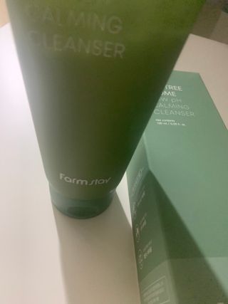 [팜스테이] 티트리 바이옴 로우 피에이치 카밍 클렌저 — 5점을 준 리뷰어가 2022년 9월 올린 사용 사진