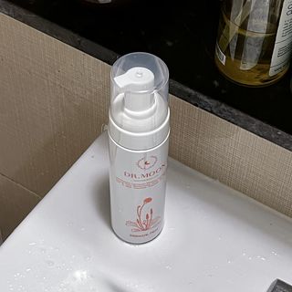 MF프리 [닥터문] 유산균 락토케어 질경초 여성청결제 200ml (폼타입) — 5점을 준 리뷰어가 2022년 9월 올린 사용 사진