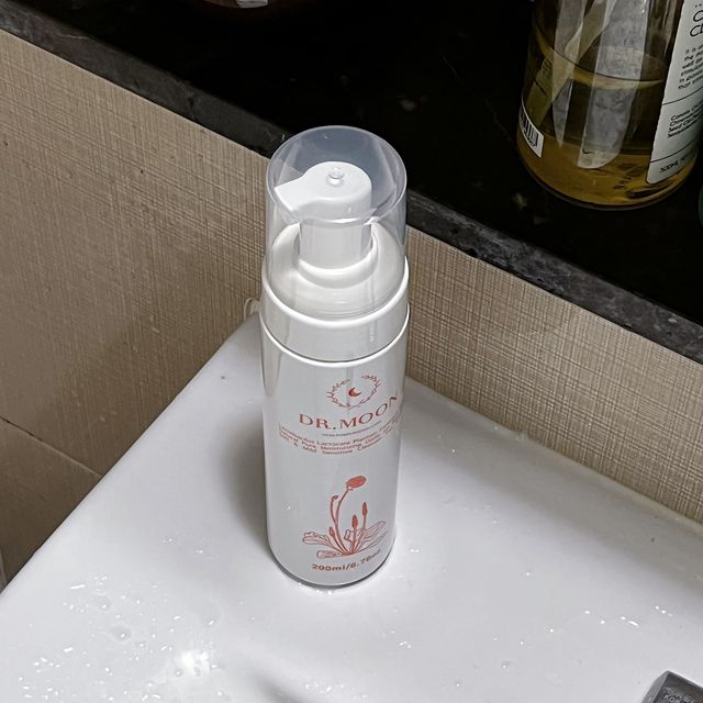 MF프리 [닥터문] 유산균 락토케어 질경초 여성청결제 200ml (폼타입) 리뷰 사진