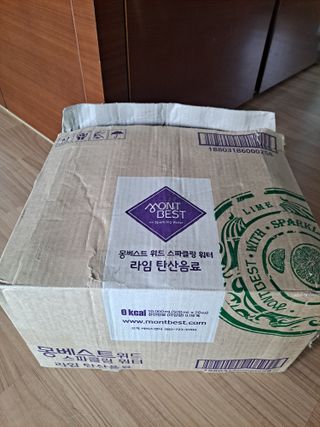 몽베스트 Montbest with Sparkling water Lime20병 — 5점을 준 리뷰어가 2022년 6월 올린 사용 사진