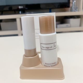 더사가오브수 [사가수] 효혜윤 보태니컬 에너지 에센스인로션 20ml /아이포올 스틱 3g — 5점을 준 리뷰어가 2023년 2월 올린 사용 사진