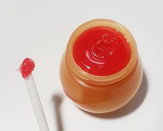 [후르디아] 올리브영 꿀과즙 립밤 2종 (블루베리/석류) — 5점을 준 리뷰어가 2022년 1월 올린 사용 사진
