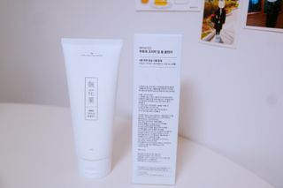 [베러오리진] 무화과 크리미 딥 폼 클렌저/피부 노폐물 & 미세먼지 99 세정 인증 민감성 피부 무자극 인증 — 5점을 준 리뷰어가 2021년 12월 올린 사용 사진
