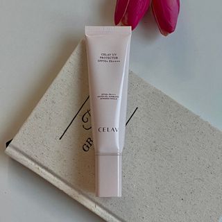 프리마인 선크림만 바꿨을 뿐인데 매일 물 2L챙겨먹고 기초케어 완벽하게 한 물빛피부 완성,셀라브UV프로텍터 — 5점을 준 리뷰어가 2023년 8월 올린 사용 사진
