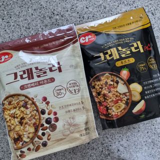 씨알푸드 씨알로 그래놀라 2종 후르츠+크랜베리 아몬드 — 5점을 준 리뷰어가 2022년 7월 올린 사용 사진