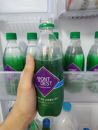 몽베스트 Montbest with Sparkling water Plain 20병 — 5점을 준 리뷰어가 2022년 11월 올린 사용 사진