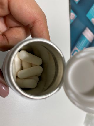 메디타민 인체유래 비피더스 포스트 프로바이오틱스 — 5점을 준 리뷰어가 2021년 10월 올린 사용 사진