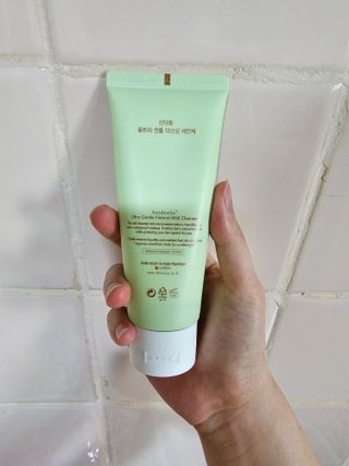 스킨큐어 산다화 울트라 젠틀 약산성 세안제 — 5점을 준 리뷰어가 2023년 3월 올린 사용 사진