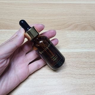 스킨큐어 산다화 비타민c 화이트닝 에센스 30ml — 5점을 준 리뷰어가 2023년 9월 올린 사용 사진