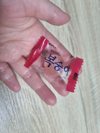 청포도캔디 복숭아캔디 — 5점을 준 리뷰어가 2022년 11월 올린 사용 사진