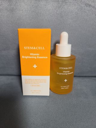 체르엠 스템앤셀 비타민 브라이트닝 에센스 30ml 1개 — 4점을 준 리뷰어가 2022년 3월 올린 사용 사진