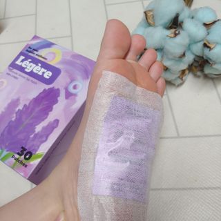 [레제르] 아로마 수액패치 발패치 30매입 -라벤더향/유칼립투스향/대나무향 — 3.5점을 준 리뷰어가 2022년 5월 올린 사용 사진