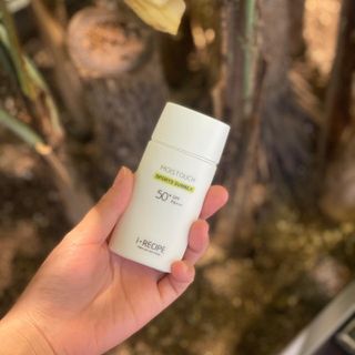 아이레시피 모이스트터치 스포츠 선밀크 50ml (SPF50+ PA+++) — 5점을 준 리뷰어가 2023년 6월 올린 사용 사진