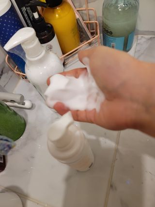 MF프리 [닥터문] 유산균 락토케어 질경초 여성청결제 200ml (폼타입) — 5점을 준 리뷰어가 2022년 6월 올린 사용 사진