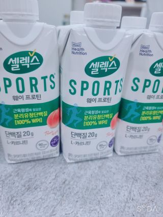 셀렉스스포츠 셀렉스 스포츠 웨이 프로틴 복숭아_ 330ml x 12팩 — 5점을 준 리뷰어가 2021년 11월 올린 사용 사진